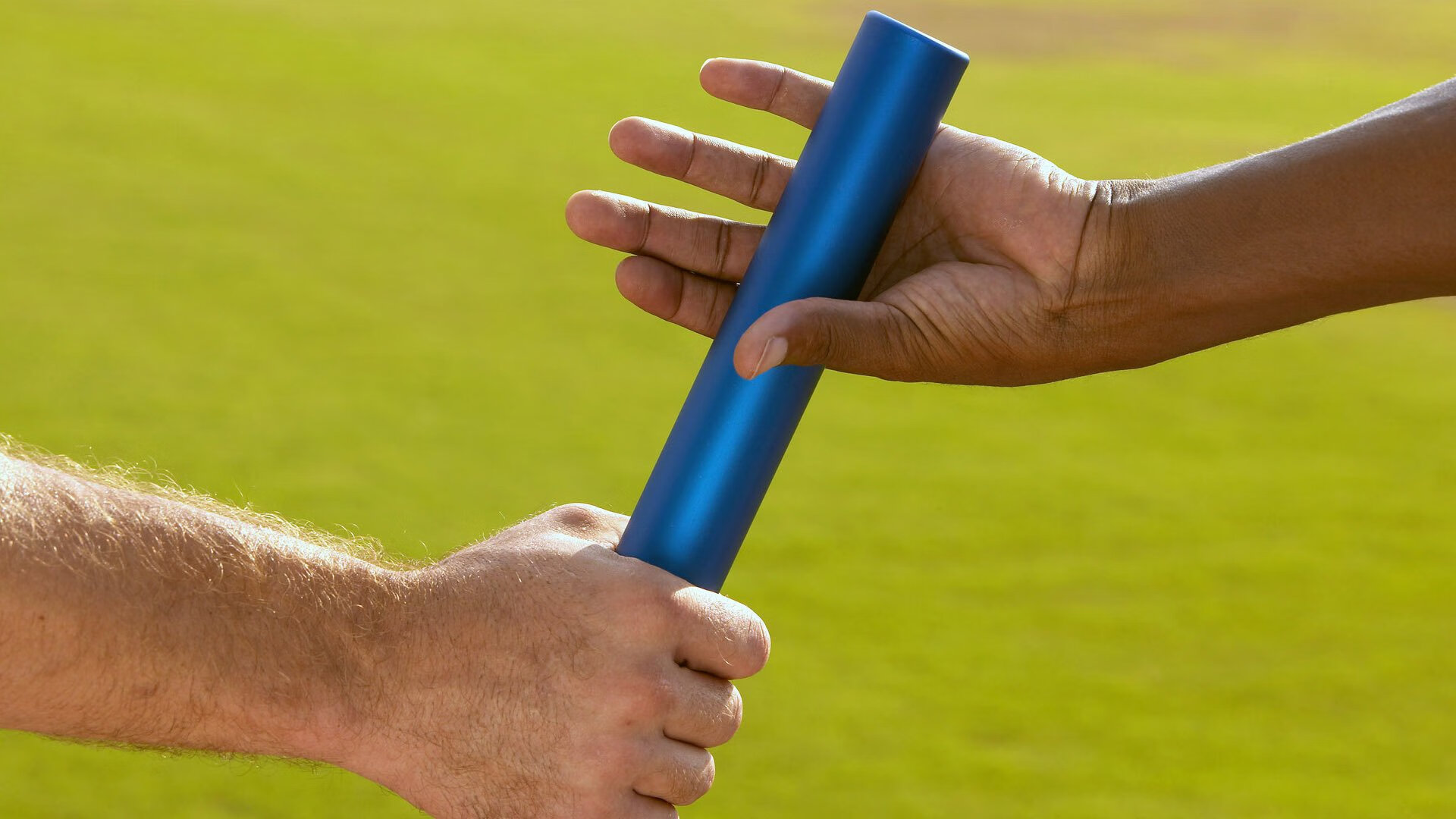 华体会app-LOL职业联赛观赛人群逐渐年轻化趋势明显，英雄联盟职业联赛现场